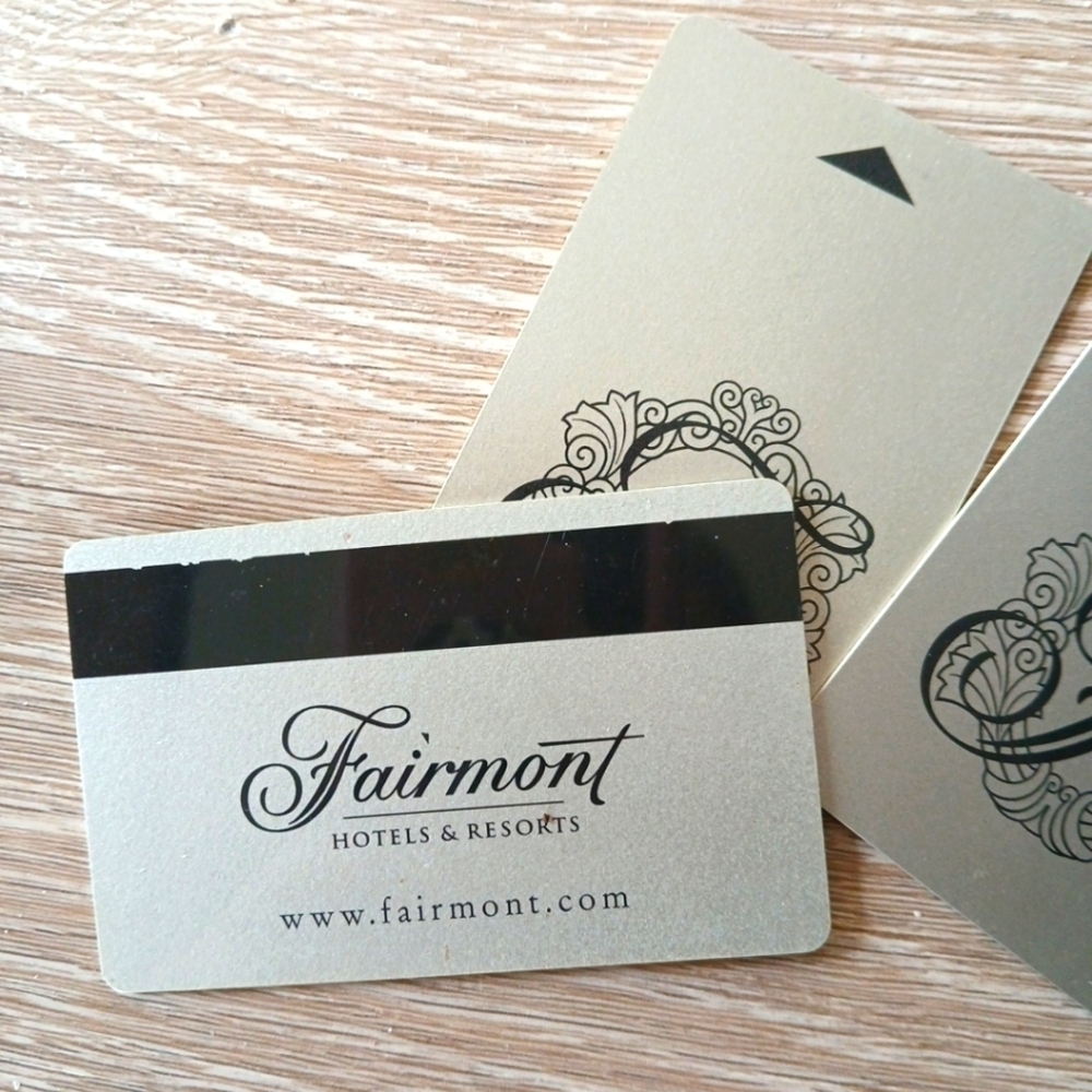 Fairmont Luxury Hotel Chain Key Card Hotel Logo Vacation Memorabilia Cursive F